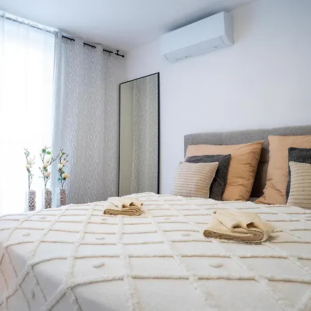 Luxapartment Iii Sturova 公寓